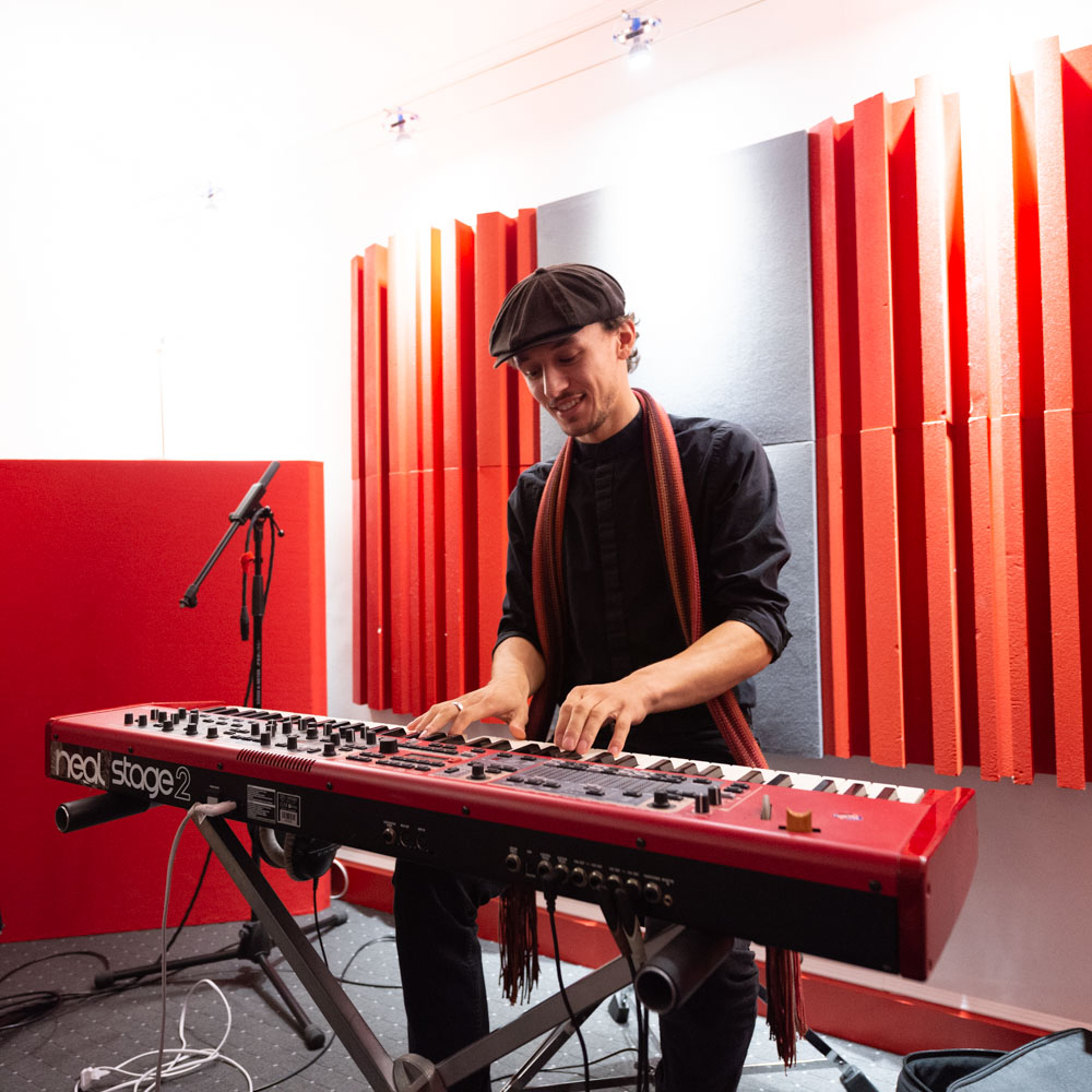 Indoluwe at SoundReplay recording studio